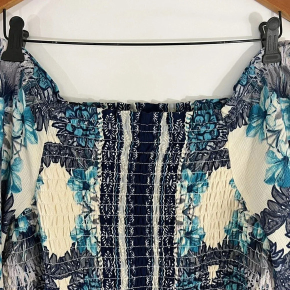 Luxology Dress Blue and White Floral Knee Length Ruched Elastic Chest Lined Poly - Picture 9 of 12